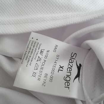 Slazenger T-Shirt’in Kesintisiz Kötü Kokusu Ve Kalitesiz Kumaş Şikayeti