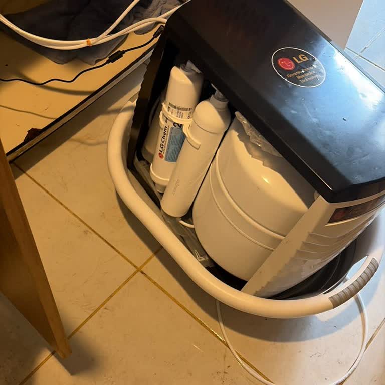 LG Chem Gold 12 Su Arıtma Cihazının Su Basmaya Neden Olması Ve Servisin Gelmemesi
