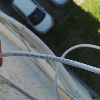 Yanlış Montaj Ve Yetersiz Kablo Nedeniyle Güvenlik Riski Ve Montaj Ücreti İadesi Talebi