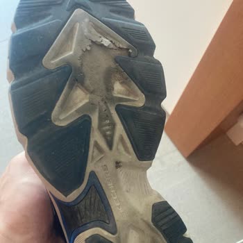 Skechers Ayakkabısının Tabanı Kısa Sürede Açıldı Ve Deforme Oldu