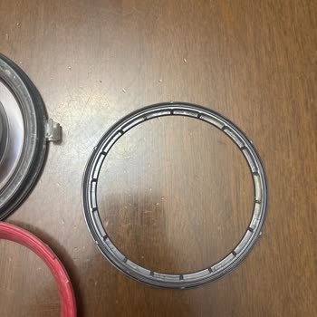 Dyson V15 Süpürge Toz Haznesi Lastik Conta Sorunu Ve Garanti Dışı Destek Eksikliği
