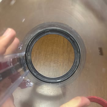 Dyson V15 Süpürge Toz Haznesi Lastik Conta Sorunu Ve Garanti Dışı Destek Eksikliği