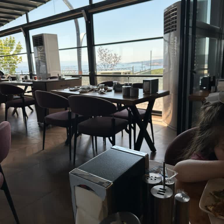 Dilovası Belediyesi Hijyen, Havalandırma Ve Fiyat Şeffaflığı Eksikliği Asude Teras Restoran’da