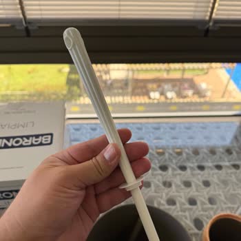 Eksik Çöp Kovası Kapağı Ve Alakasız Parça Mağazadan Cevap Yok