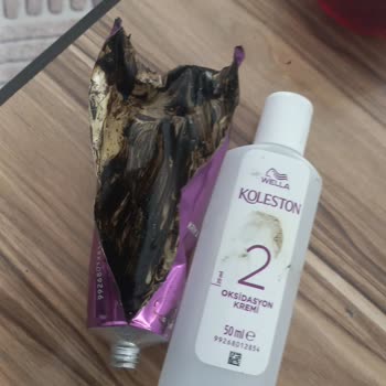 Wella Koleston Boyasında Beklenmeyen Siyah Ton, Saçım Mahvoldu