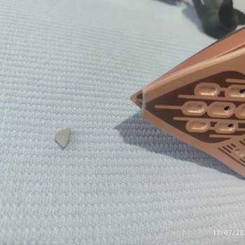Ütü Tabanı Çatladı, Yetkili Servis Kullanıcı Hatası İddia Ediyor
