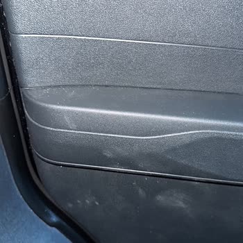 Autowax 1200 TL'ye Yıkama: Eksik Ve Özetsiz Temizlik