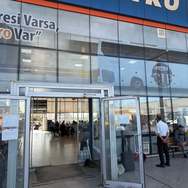 Esenler Otogarı’na Direkt Gidemeyen Otobüs Ve Aktarma Sorunu