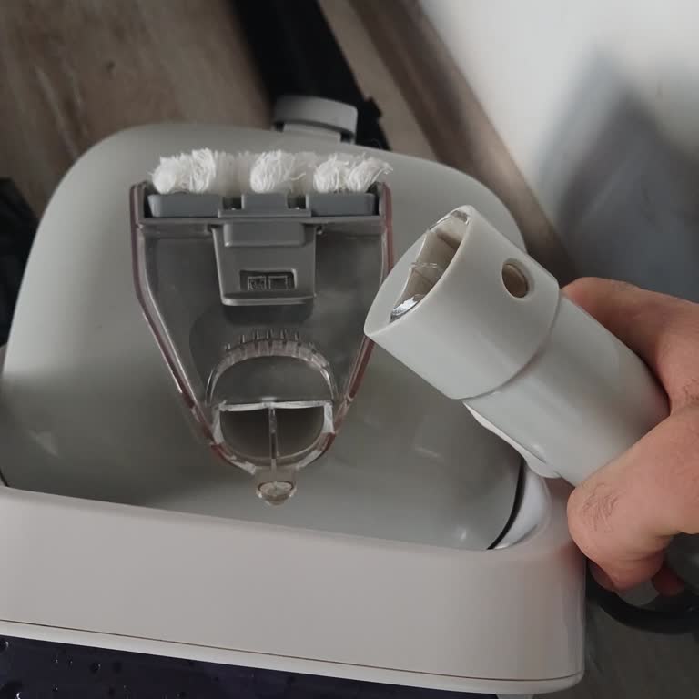 Kivi Markasının 43 20 Model Koltuk Yıkama Başlığı Kırıldı Ve Yedek Parça Talebi