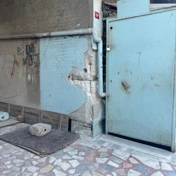 Küçükçekmece Kanarya Mahallesindeki Yıkım Tehlikesi Altındaki Binaya Acil Müdahale Talebi
