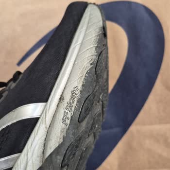 Üç Ayda Erime Gösteren Asics Ayakkabısında Yetersiz İnceleme Ve İade Talebi
