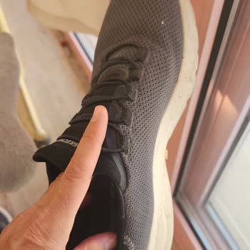 Skechers Spor Ayakkabısının Islak Zeminde Kayganlığı Ve Güvenlik Sorunu