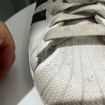 Adidas Erkek Ayakkabısında Kısa Sürede Yırtılma Ve Ürün Kalitesi Şikayeti