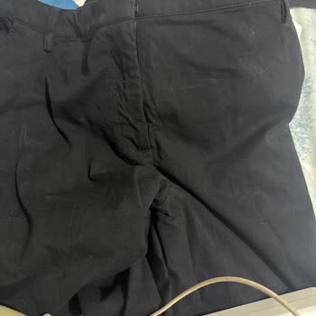 Renk Atan Zara Pantolonu Ve Saygısız Mağaza Personeli