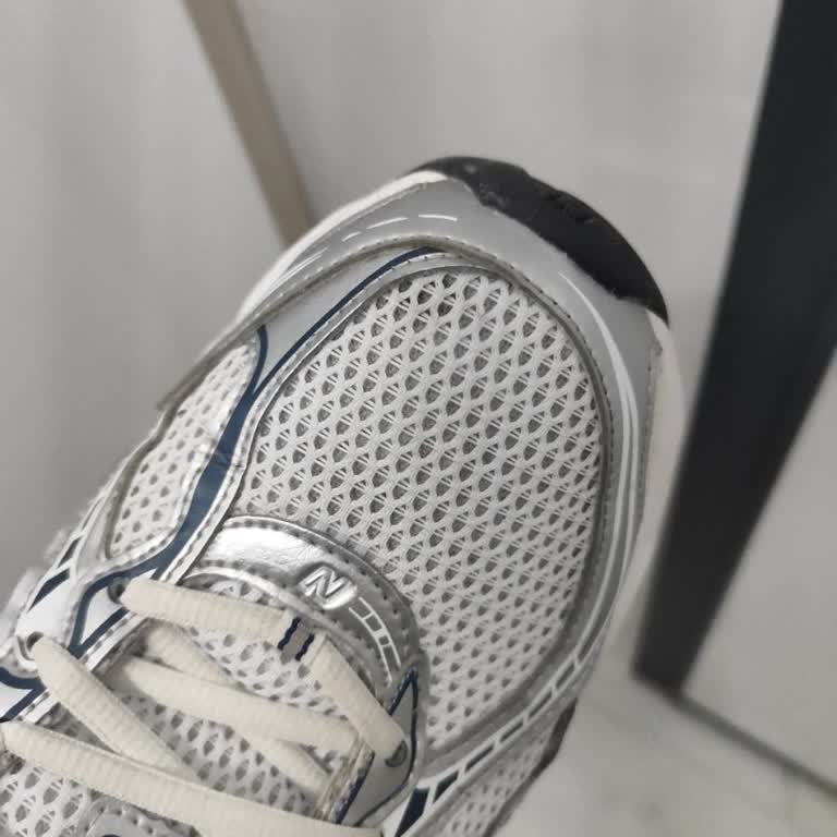 New Balance 740 Ayakkabısında Kısa Sürede Başparmak Yırtılması Ve Ayıplı Ürün İadesi Talebi