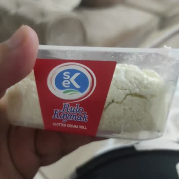 Son Tüketim Tarihi Geçmemiş Rulo Kaymak Üründe Bozuk Tat Ve Sağlık Endişesi