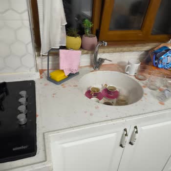 Nar Suyu Patlaması Çocuk Güvenliğini Tehdit Ediyor
