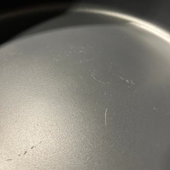 Karaca Tencere Seti Metal Kaşıkla Çizildi, Garanti Kırıldı ve Değişim Talebi