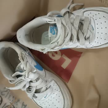 Kısa Sürede Yırtılan Ve Koku Yayan Nike Sneaker İçin Haksız İade Reddi