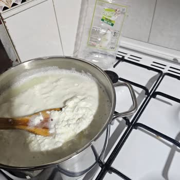 Kim Market’te Bozuk Süt Satışı Ve İade İhmalı