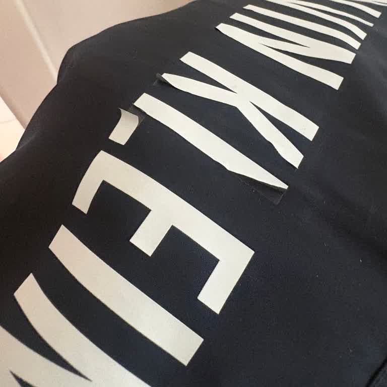 Calvin Klein Şortundaki Baskı Sorunu Ve Müşteri Hizmetlerinden Cevap Almama