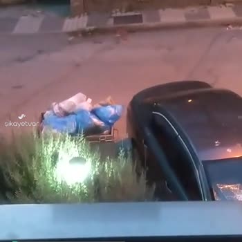Maltepe Belediyesi Garaj Kapısı Önü Konulan Çöp Konteyner Kaldırın!