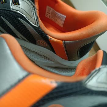 Skechers Ayakkabısında Deri Soyulması Ve Renk Açılması, İade Sürecindeki Sorunlar