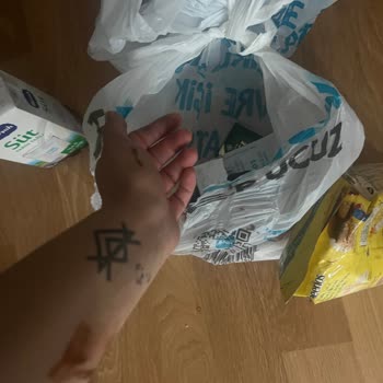 Patlak Puding Ve Hijyenik Olmayan Ürünler İçin İade Talebi