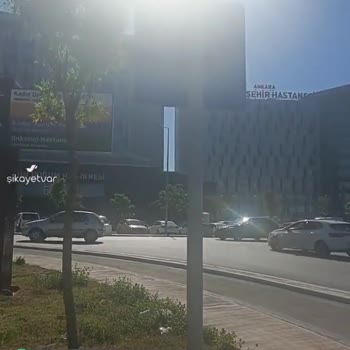 Ankara Etlik Şehir Hastanesi'nin Çöple Dolu Olması!