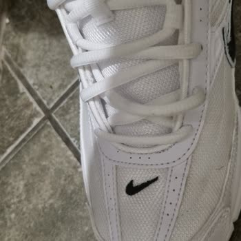Sağ Ayağımı Yaran Nike Ayakkabının İade Talebi Reddedildi