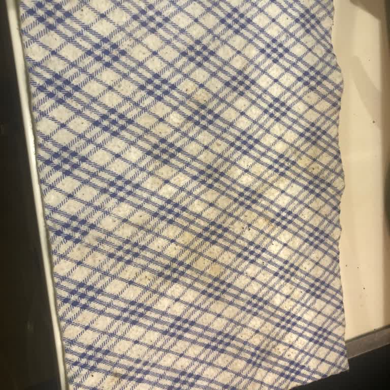 Kahve Lekesini Çıkaramayan Peros Pratik Ürünü: Uzun Yıkama Ve Yüksek Isıya Rağmen Güven Kaybı