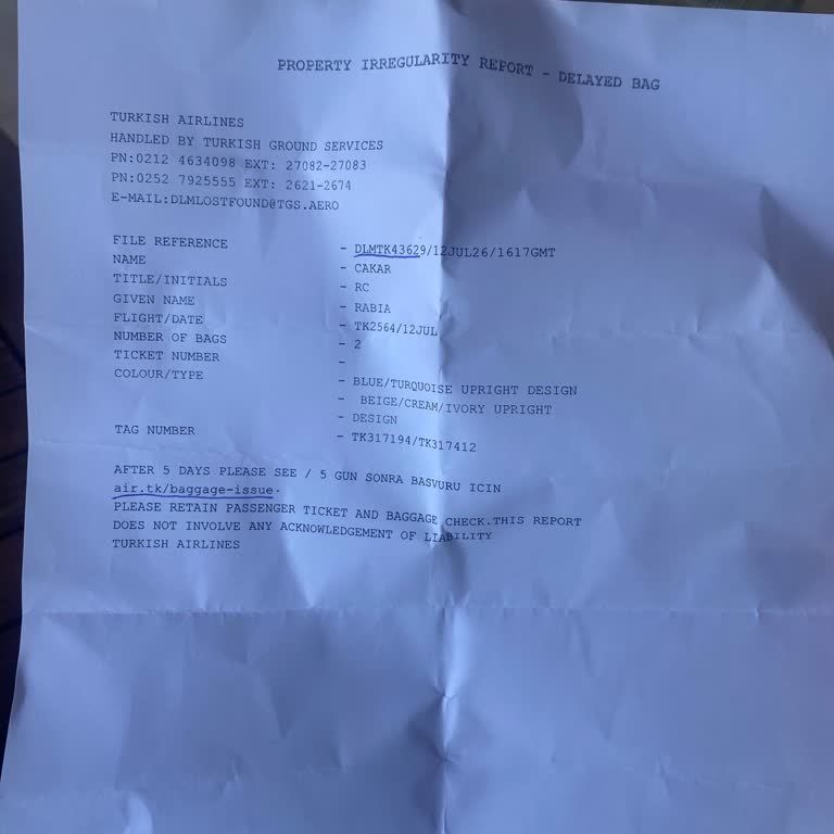 Balayı Çifti Kayıp Bagaj Ve Keyfi Uçuş Bekletmesiyle Mağdur