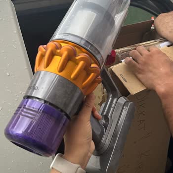 Dyson V15S Detect Cihazının Su Hasarı Ve Kargo Gecikmesi Nedeniyle Ayıpsız Değişim Talebi
