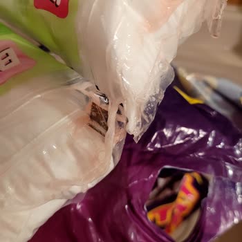 Ters Paketlenmiş Duş Jelleri Ve Cevapsız Müşteri Hizmetleri