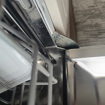 Beko Bulaşık Makinesinin Ayıplı Olması Ve Yetkili Servisin Çözüm Sunamaması