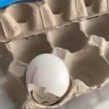 BİM Eksik Ürün İçi Boş Yumurta Paketlenmiş