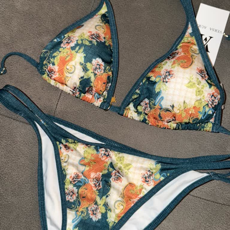 Zorla Farklı Ve Kalitesiz Bikini Gönderildi, İade Talebim Reddedildi
