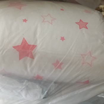 Erkek Bebek İçin Gönderilen Pembe Ürün Ve Küçük Yastık Nedeniyle Mağduriyet