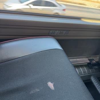 Bilet Ücreti İçin Taahhüt Edilen 2+1 Ve Tekli Koltuk Sağlanmadı Araç Eski Ve Kirli
