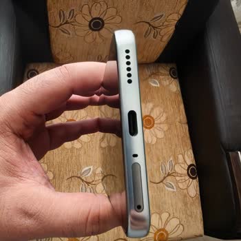 Kasası Ve Sim Tepsisi Renk Uyumsuzluğu Nedeniyle İade Talebi