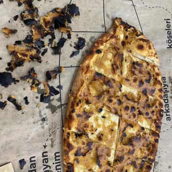 Yanmış Tahinli Pide Servisi Ve Çalışanların Açıklaması