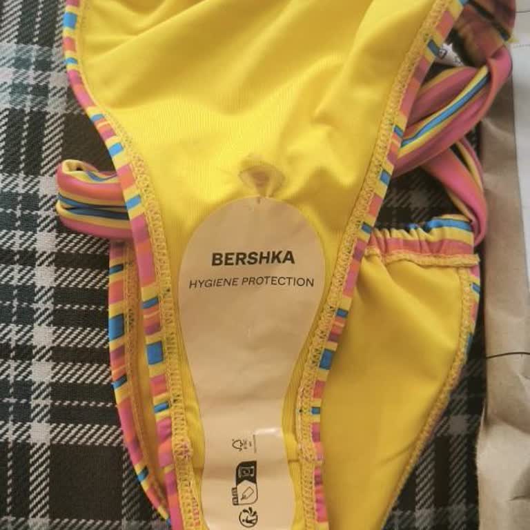 Bershka'dan Hijyenik Olmayan Bikini Altı Ve Cevapsız Müşteri Hizmetleri