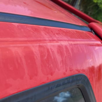 SMX Oto Yıkama Köpüğü Aracımın Boyasını Silerek Hasara Yol Açtı