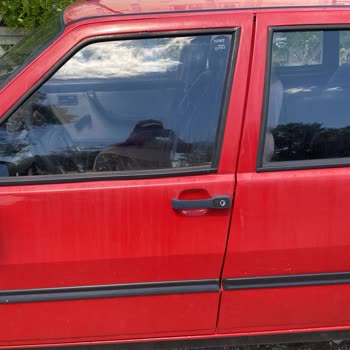 SMX Oto Yıkama Köpüğü Aracımın Boyasını Silerek Hasara Yol Açtı