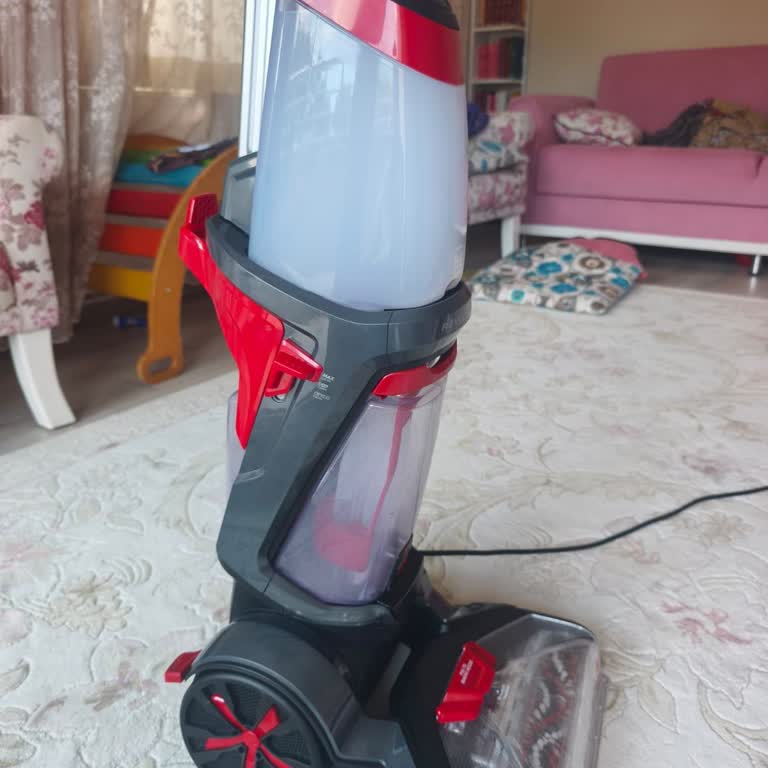 Bissell Proheat 2X Su Haznesi İkinci Kullanımda Oturmuyor Ve Su Püskürtmüyor