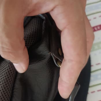 Derimod Çanta Bir Gün İçinde Yırtıldı, Satış Sonrası Yardım Yok