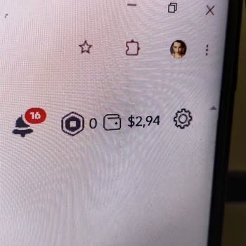 Akcepin Alınan Robux Miktarı Hatalı Ve Canlı Destek Yanıt Vermiyor