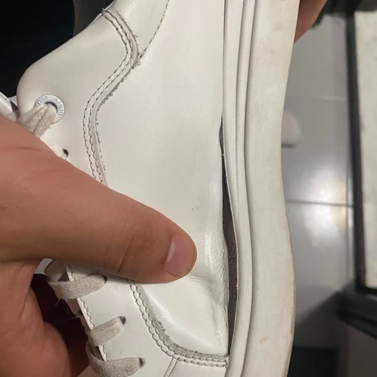 Calvin Klein Erkek Ayakkabısının Kısa Sürede Patlaması Ve Garanti Reddi