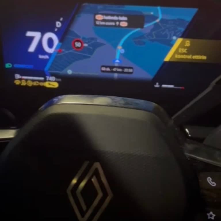 Renault Austral Güvenlik Fonksiyonları Tekrarlayan Arıza Ve Kalıcı Çözüm Talebi