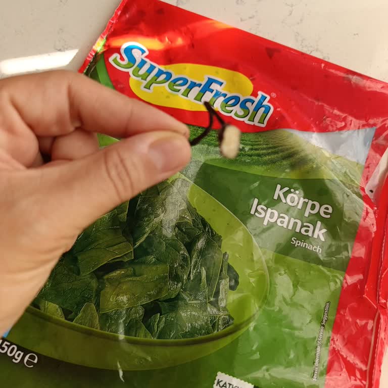 Superfresh Ispanakta Sert Yabancı Madde Bulunması Ve Ücret İadesi Talebi